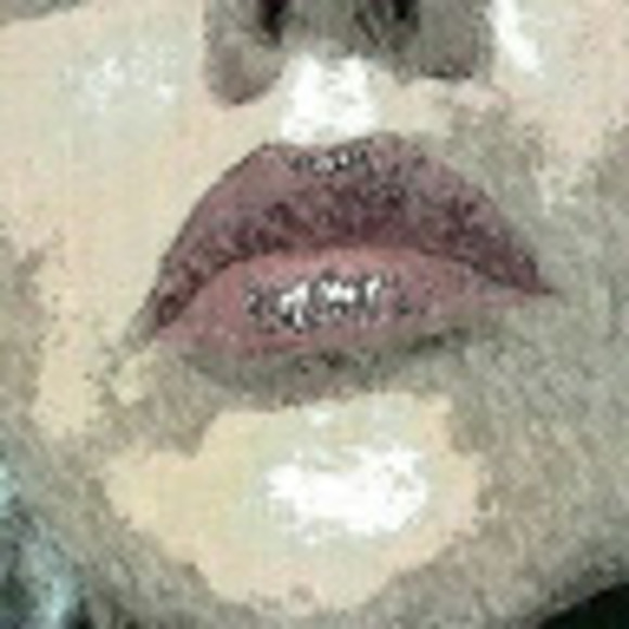 Meet your Posher, Amber - Picture 1 of 1